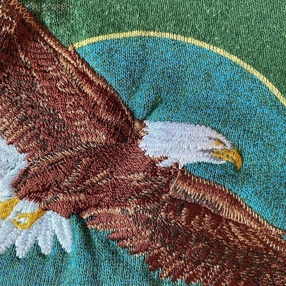 Vintage Lee Heavyweight green crewneck Eagle embroidery. Made in USA.Size medium - Picture 4 of 16